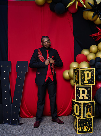 Devens promTRC_2889