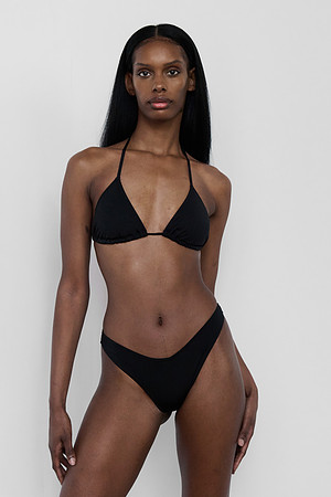 Ebony Warrior VS Digitals11851