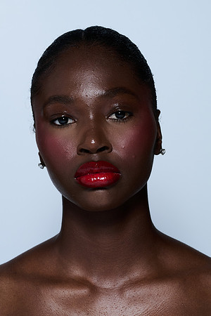 Char Beauty12497