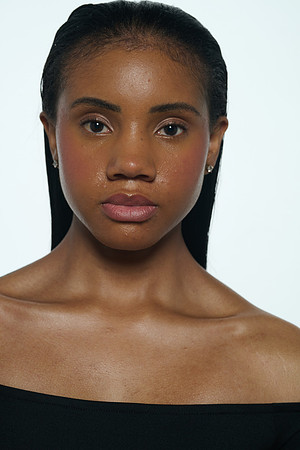 Beauty with Samirah14720