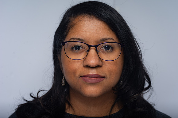 Dr. Warren's podcast Headshots -1460