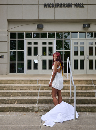 Leah and OJ Grad TRC_4110