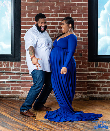 Kent & Cheryl Maternity Session -36