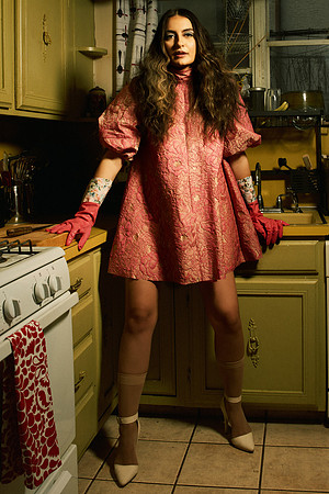 Housewife  TRS_3533