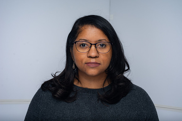 Dr. Warren's podcast Headshots -1461