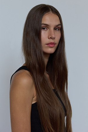 Lauren Headshots3033