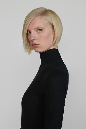 Rebecca 0140
